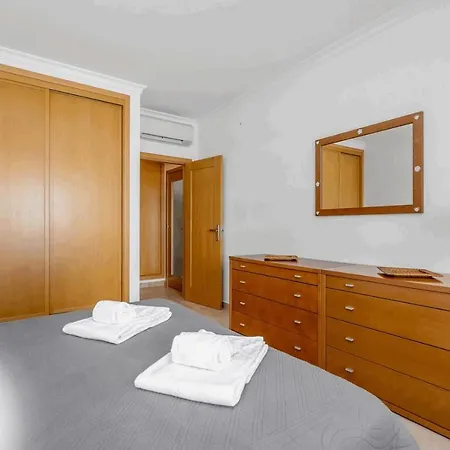 Central Apartment With Pools And Parking #1934 Lagos Exterior photo