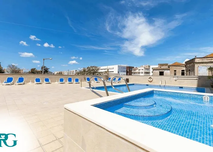 Central Apartment With Pools And Parking #1934